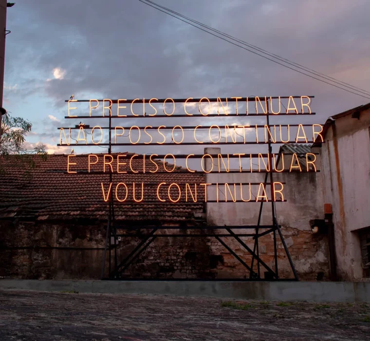 “É preciso continuar”, Regina Parra